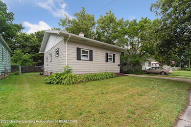 2316 Teel Ave, Lansing, MI 48910 - photo 2