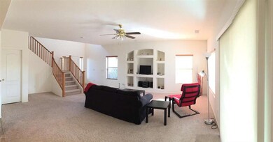 P LIVING 2
