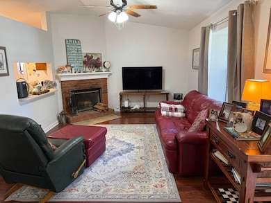 140 Whetherbine Way W, Tallahassee, FL 32301 - photo 6