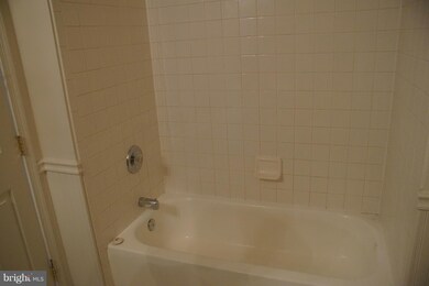 699 Winding Stream Way unit 204, Odenton, MD 21113 - photo 4