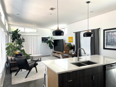 1159 Perry Rd unit A, Austin, TX 78721 - photo 5