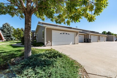 2120 Sundancer Loop SE-2