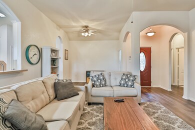 38311 E Sulphur Creek Dr, Magnolia, TX 77355 - photo 4