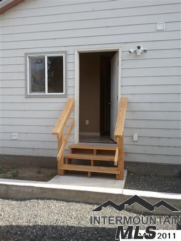 709 2nd St, Asotin, WA 99402 - photo 3