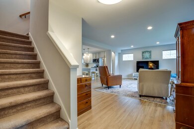 403 N Division St, Waunakee, WI 53597 - photo 3