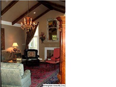 Elegant great room with cathedral ceiling, natural