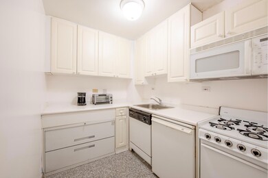 The Royal York unit E1G, New York, NY 10065 - photo 6