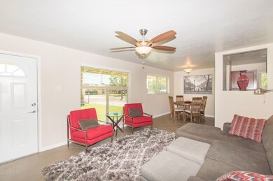 03 Family Room