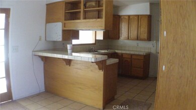 6552 Ivanpah Ave, Twentynine Palms, CA 92277 - photo 4