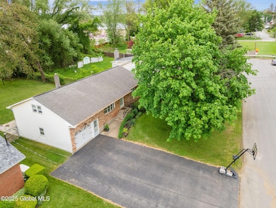 3-3291FrankSt_03