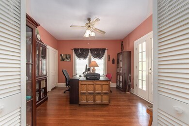 Lower front bedroom, now an office