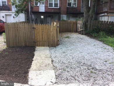 8641 Oak Rd, Parkville, MD 21234 - photo 5