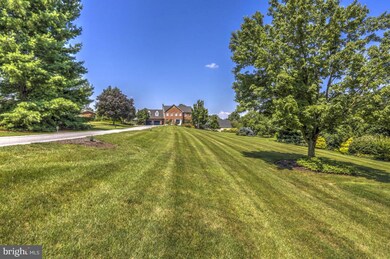 535 Bruce Ave, Mount Joy, PA 17552 - photo 4