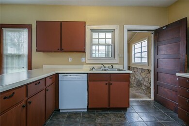 303 N Main St Bentonville, AR 72712