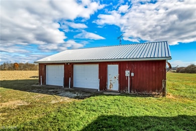 5188 Bandy Rd, Homeworth, OH 44634 - photo 3