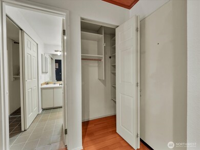 Park Summit Condominium unit N308, Seattle, WA 98102 - photo 6