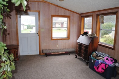 10 Naples St, Milford, MA 01757 - photo 3