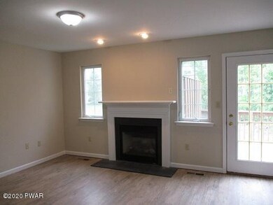 162 N Chestnut Dr, Drums, PA 18222 - photo 4