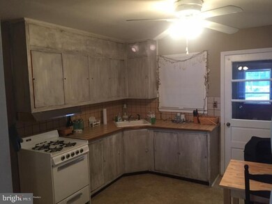 620 E Point Pleasant Ave, Ocean Gate, NJ 08740 - photo 5