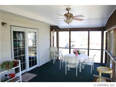Porch - Screened Perfect screened porch for summer