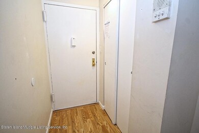 999 Forest Ave unit 1K, Staten Island, NY 10310 - photo 3