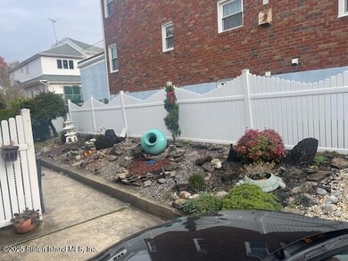 7 Foote Ave, Staten Island, NY 10301 - photo 5