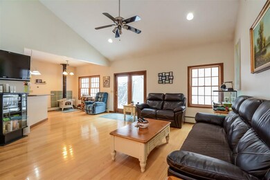 196 Davis Rd, Sanbornville, NH 03872 - photo 6