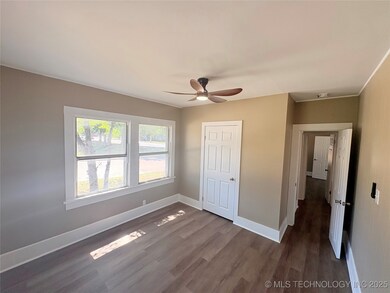 402 E St NW, Ardmore, OK 73401 - photo 7