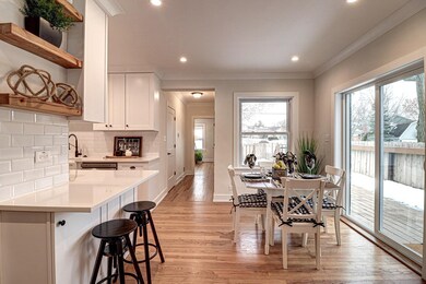 225 N Evergreen Ave, Elmhurst, IL 60126 - photo 6