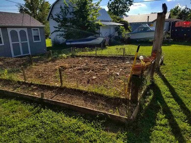 207 W Wilson St, Bryant, IN 47326 - photo 7