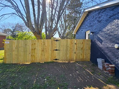 Brand new fence for ultimate privacy.