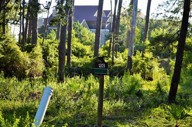 Lot Ready For YOU to Build Your Home