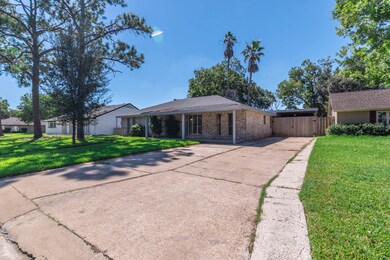 16926 Stardale Ln, Friendswood, TX 77546 - photo 3