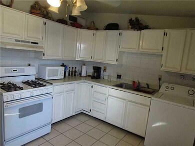 304 Gladys Ave, El Paso, TX 79915 - photo 2