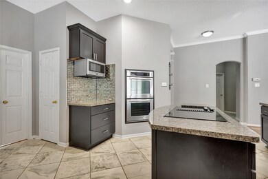 3902 Karrywood Ct, Pearland, TX 77584 - photo 6