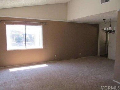 Brand new carpet throughout!