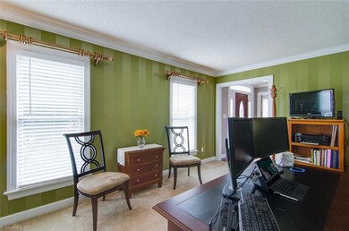 Living room / home office
