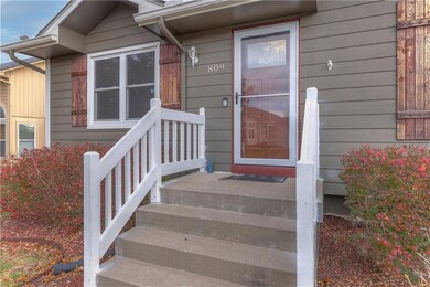 809 S Park Dr, Raymore, MO 64083 - photo 7