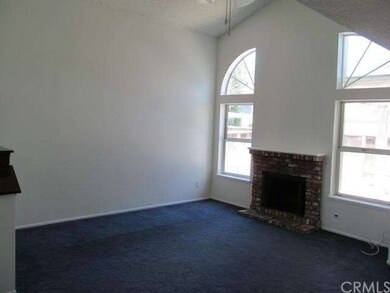 Walk into the livingroom from entry