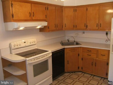 106 Rose St, Lutherville Timonium, MD 21093 - photo 3