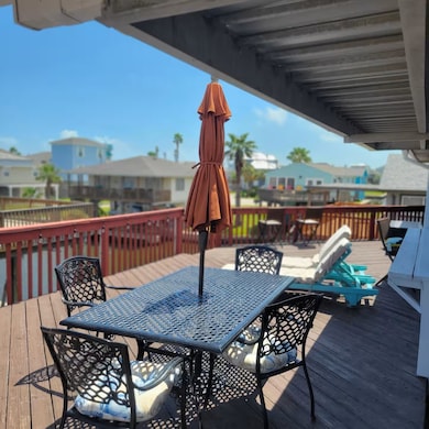 22101 Lampasas Dr, Galveston, TX 77554 - photo 3