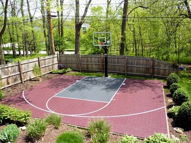 834 S Wright St, Naperville, IL 60540 - photo 3