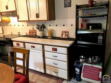3110 SW Randolph Ave, Topeka, KS 66611 - photo 7