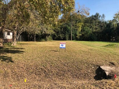 7906 Maxroy St, Houston, TX 77088 - photo 7