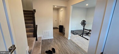 722 Sky Bridge Dr, Upper Marlboro, MD 20774 - photo 5