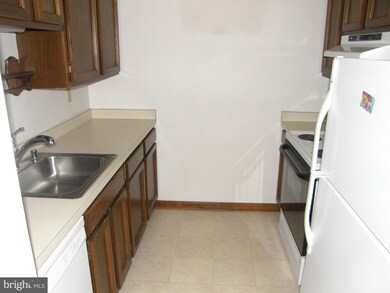 44763 Woodlake Ct unit 701, California, MD 20619 - photo 4