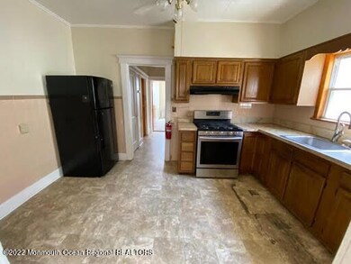 448 Erico Ave unit 2R, Elizabeth, NJ 07202 - photo 2
