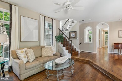 11451 Hollow Timber Ct, Reston, VA 20194 - photo 3