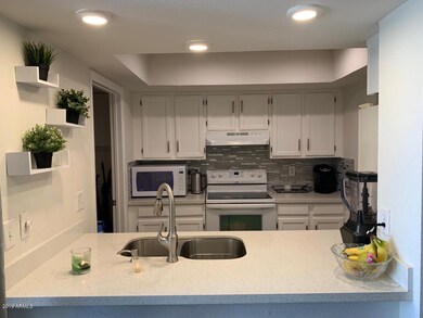 Kitchen/ Breakfast bar