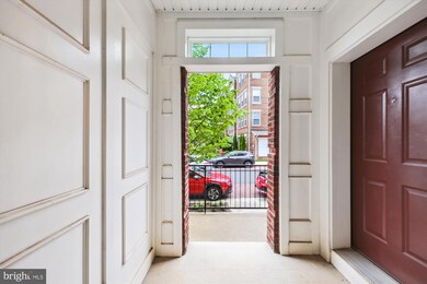 3045 Rittenhouse Cir unit 74, Fairfax, VA 22031 - photo 2